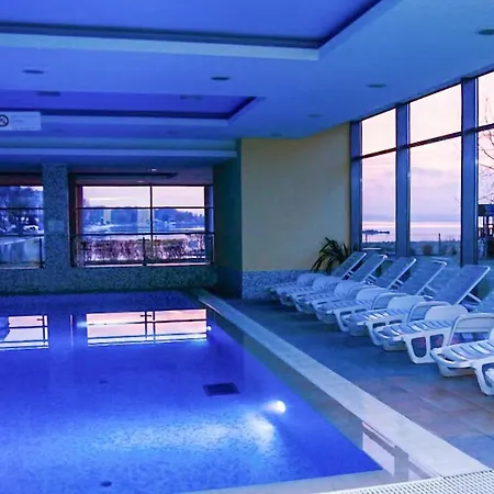 Stunning In W/ 1 Bedrooms * Siófok